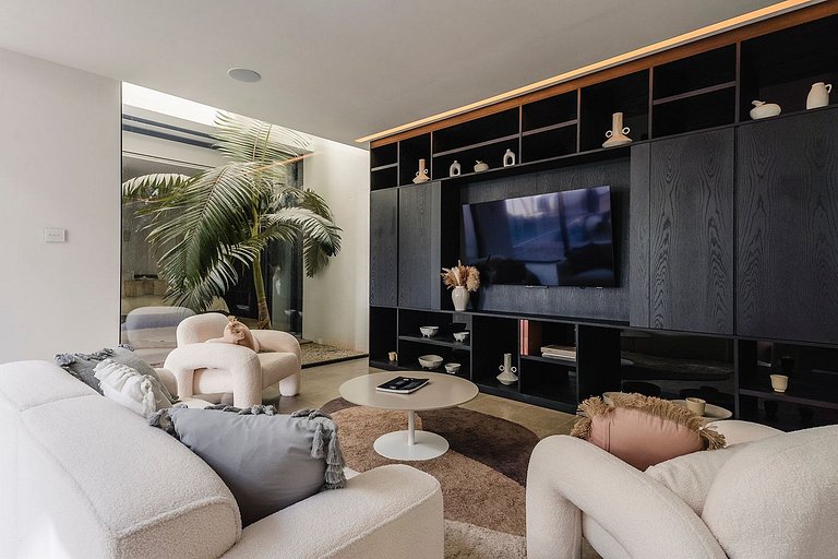 Ibi011 - Exquisite Luxury Villa in Ibiza
