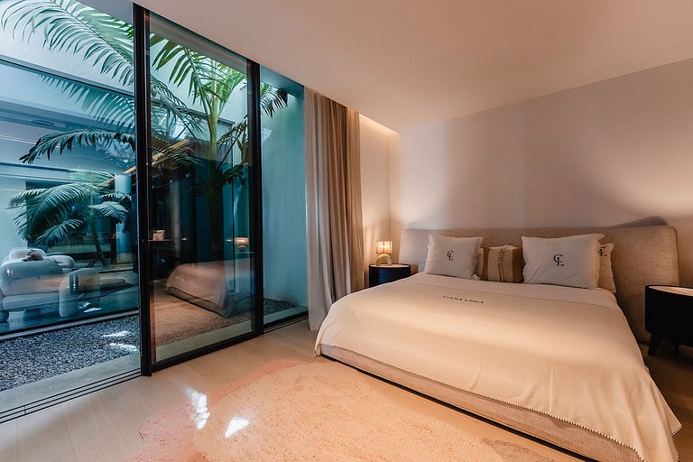 Ibi011 - Exquisite Luxury Villa in Ibiza