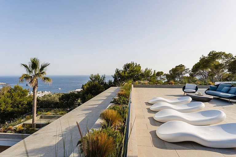 Ibi011 - Exquisite Luxury Villa in Ibiza