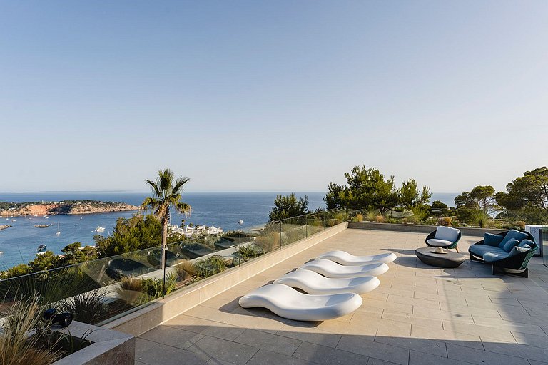 Ibi011 - Exquisite Luxury Villa in Ibiza