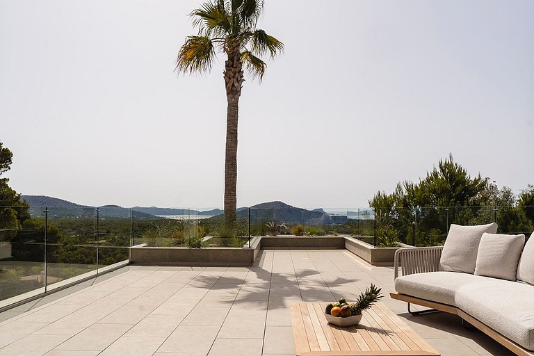 Ibi011 - Exquisite Luxury Villa in Ibiza