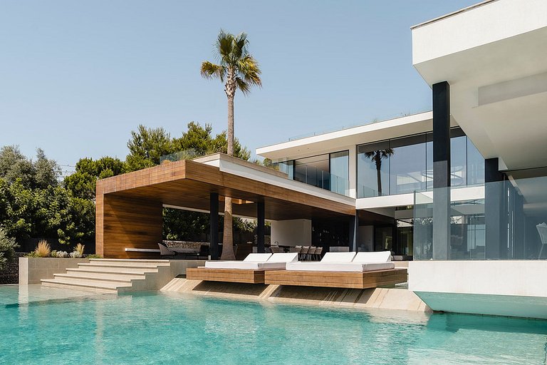 Ibi011 - Exquisite Luxury Villa in Ibiza