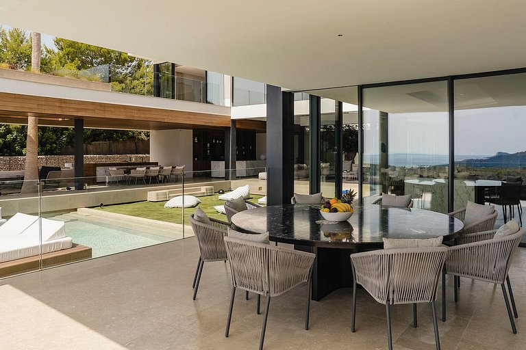 Ibi011 - Exquisite Luxury Villa in Ibiza