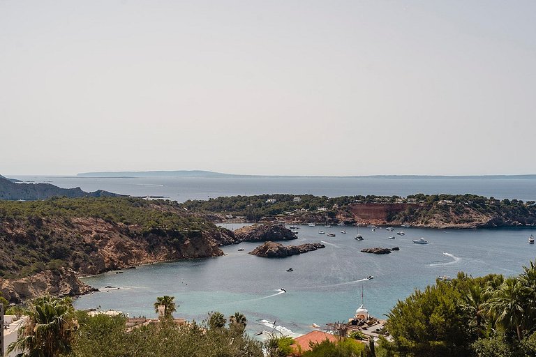 Ibi011 - Exquisite Luxury Villa in Ibiza