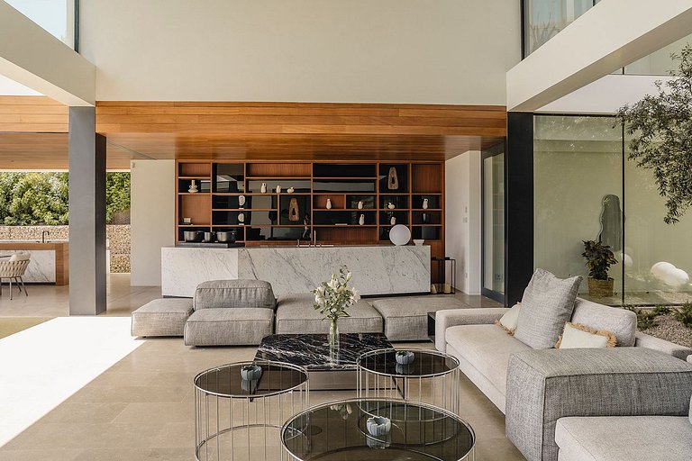 Ibi011 - Exquisite Luxury Villa in Ibiza