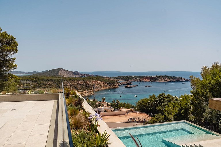 Ibi011 - Exquisite Luxury Villa in Ibiza