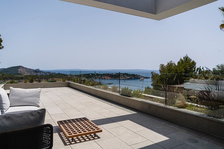 Ibi011 - Exquisite Luxury Villa in Ibiza
