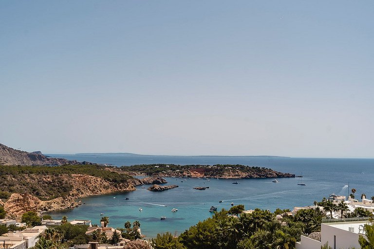 Ibi011 - Exquisite Luxury Villa in Ibiza