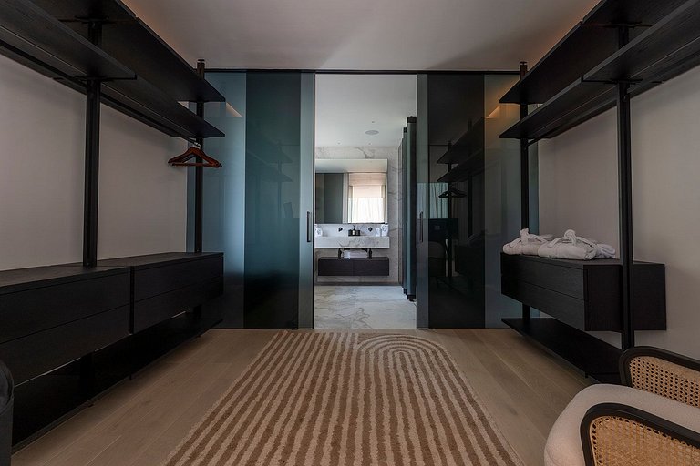 Ibi011 - Exquisite Luxury Villa in Ibiza