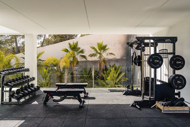 Ibi011 - Exquisite Luxury Villa in Ibiza