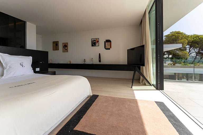 Ibi011 - Exquisite Luxury Villa in Ibiza