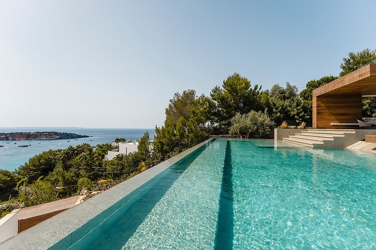 Ibi011 - Exquisite Luxury Villa in Ibiza