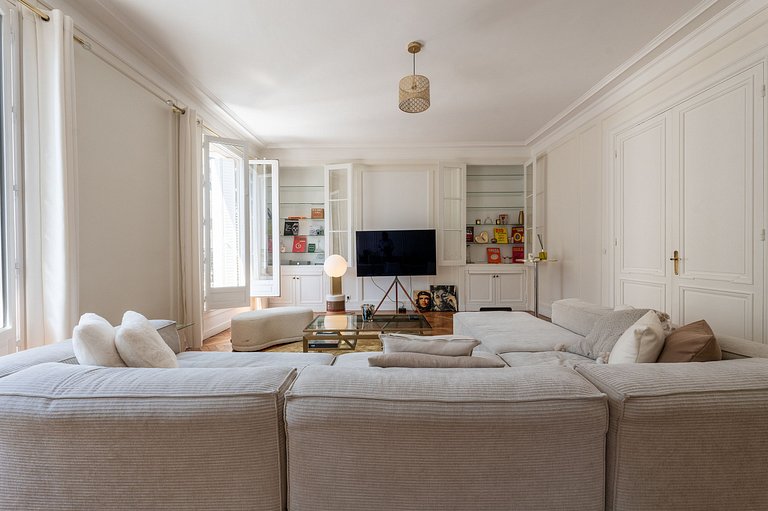 Par089 - Elegância parisiense de 240m2