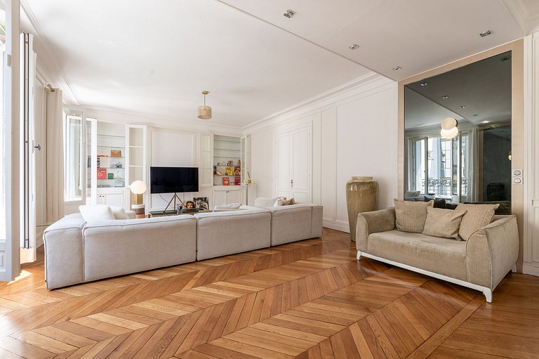 Par089 - Elegância parisiense de 240m2