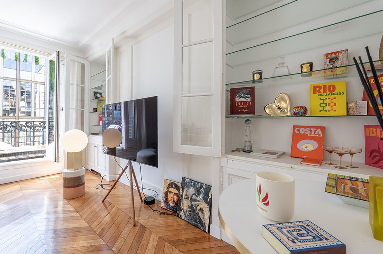 Par089 - Elegância parisiense de 240m2