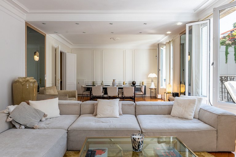 Par089 - Elegância parisiense de 240m2