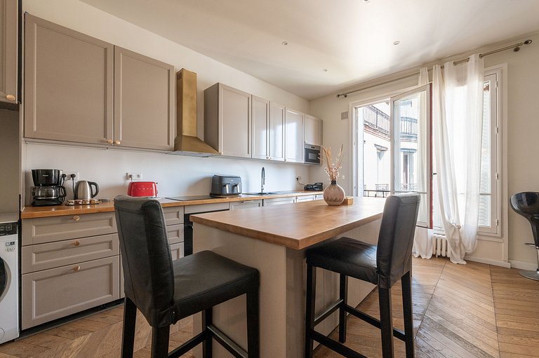 Par089 - Elegância parisiense de 240m2