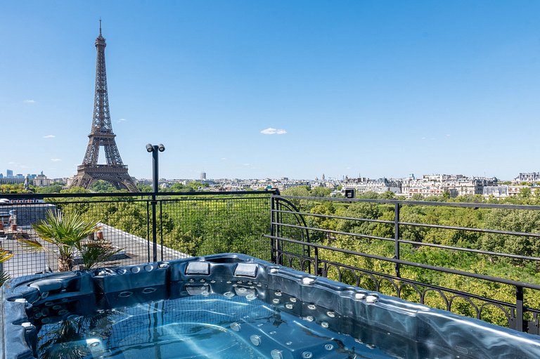 Par159 - Ático excepcional con vistas panorámicas