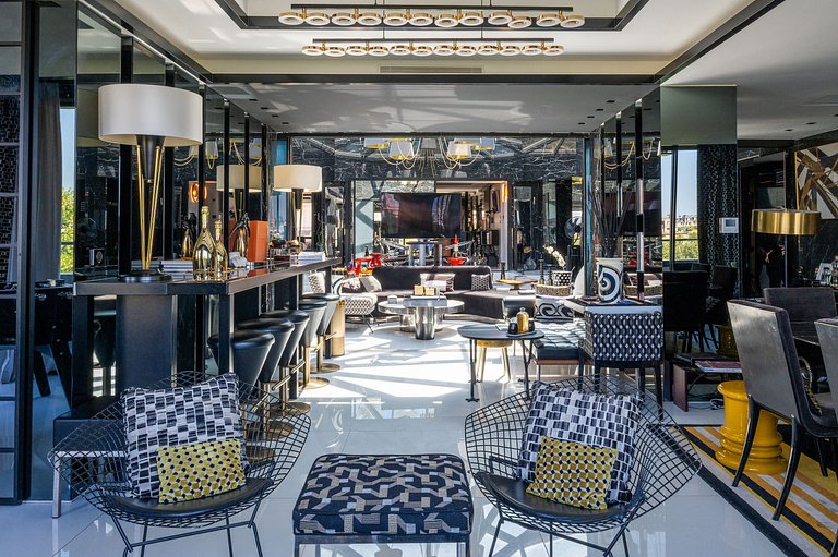 Par159 - Ático excepcional con vistas panorámicas