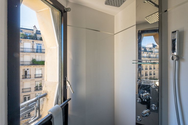 Par159 - Ático excepcional con vistas panorámicas