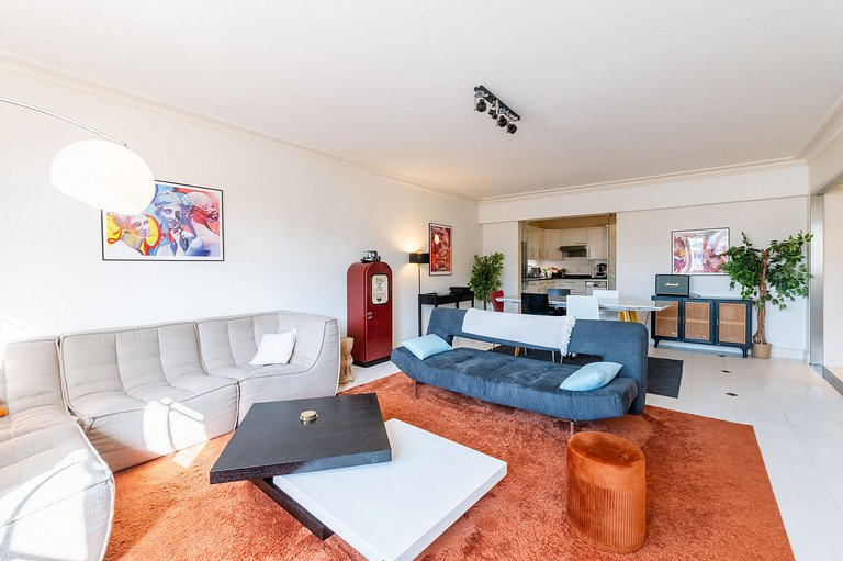 Par162 - Pied-à-terre dans le Triangle d’Or
