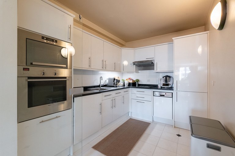 Par162 - Pied-à-terre en el Triángulo de Oro