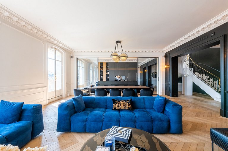 Par047 - Duplex de luxo na Avenida George V