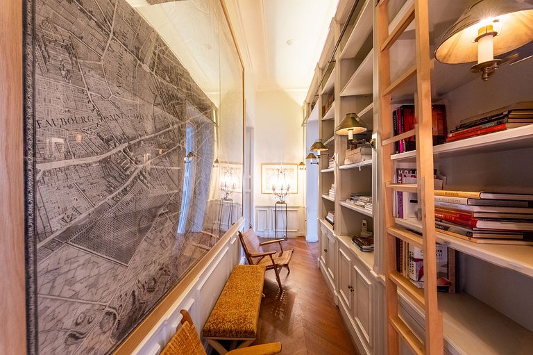 Par169 - Unique apartment on Place des Vosges