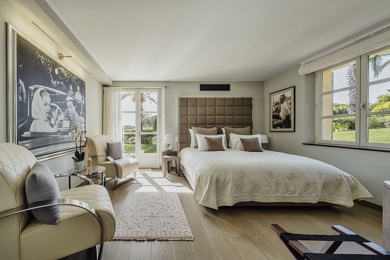 Azu051 - Elegant Provençal Estate with Sea View