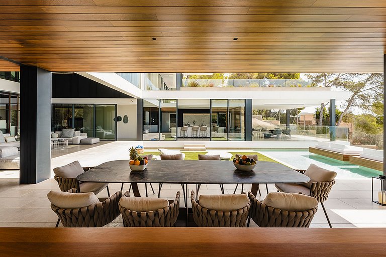 Ibi011 - Exquisite Luxury Villa in Ibiza