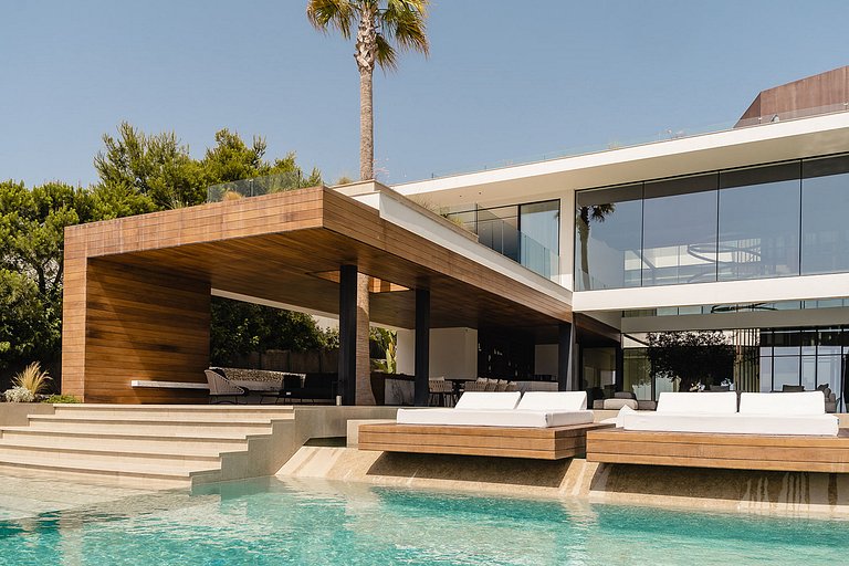 Ibi011 - Exquisite Luxury Villa in Ibiza