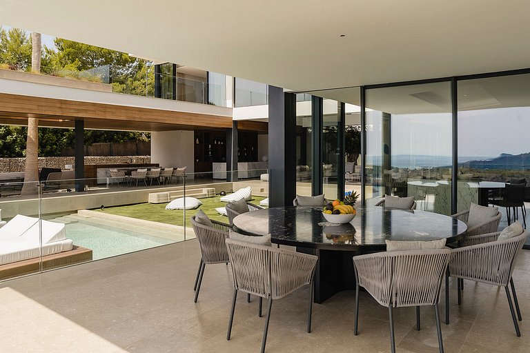Ibi011 - Exquisite Luxury Villa in Ibiza