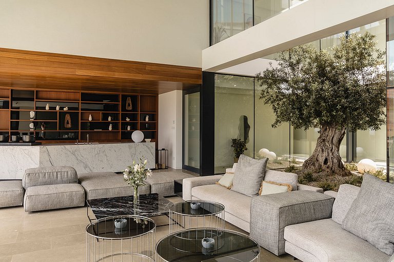 Ibi011 - Exquisite Luxury Villa in Ibiza