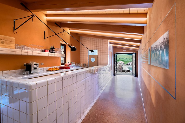 Tus019 - Timeless Elegance in the Heart of Chianti