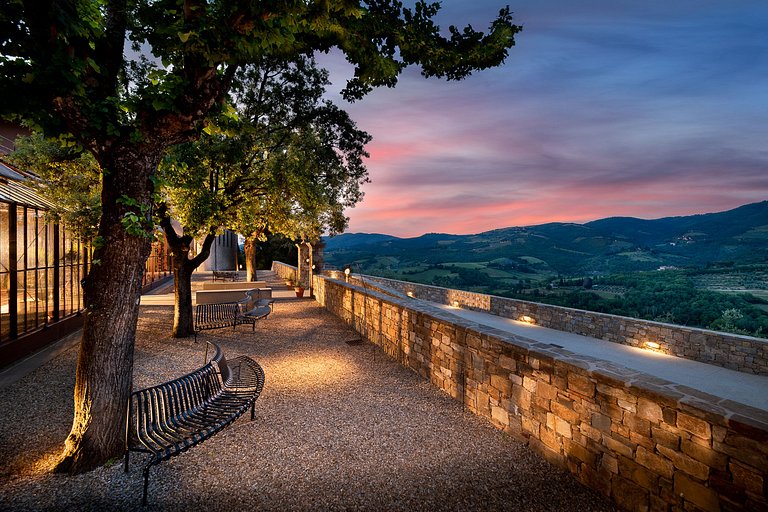 Tus019 - Timeless Elegance in the Heart of Chianti