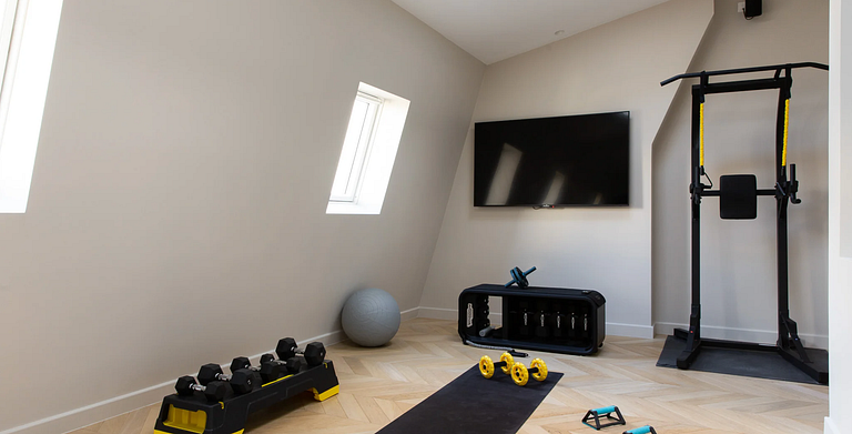 Par201 - Luxury 3 bedroom apartment with gym