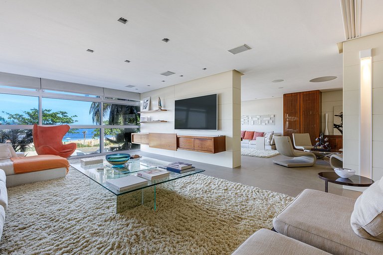 Rio432 – Sophisticated Oceanfront in Ipanema