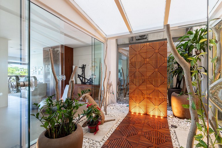 Rio432 – Sophisticated Oceanfront in Ipanema