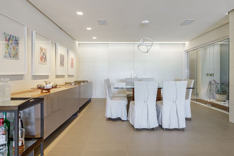 Rio432 – Sophisticated Oceanfront in Ipanema