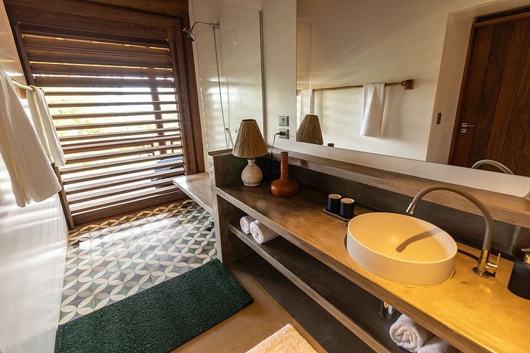 Bah179 - Villa intégrée à la forêt et vue mer