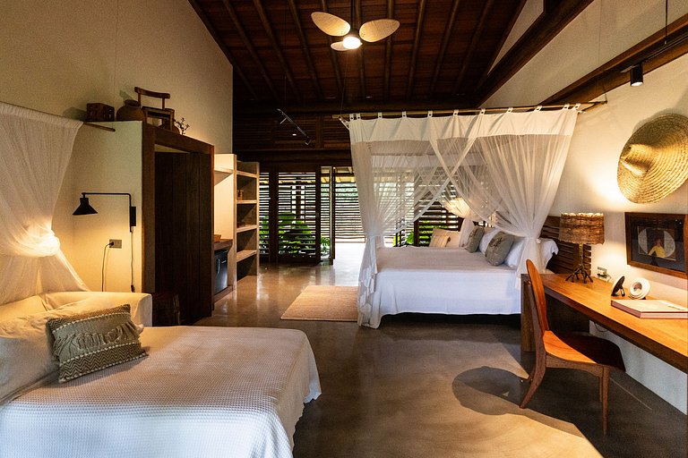 Bah179 - Villa integrada al bosque y vista al mar.