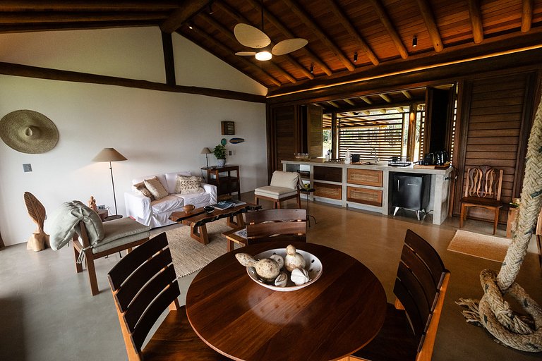 Bah179 - Villa integrada al bosque y vista al mar.