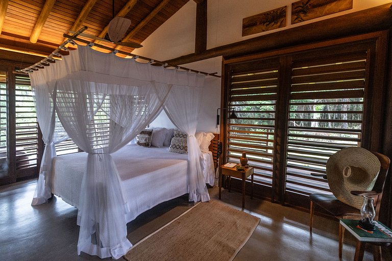 Bah179 - Villa integrada al bosque y vista al mar.