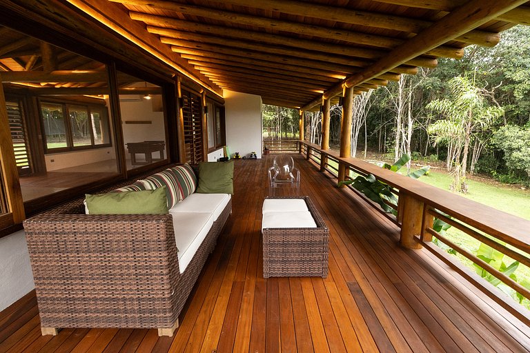 Bah179 - Villa integrada al bosque y vista al mar.