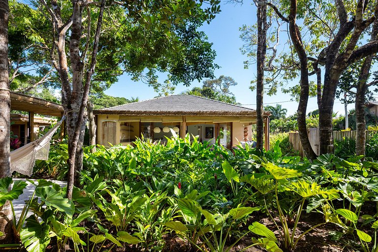 Bah138 - Comfort integrated with nature and charm