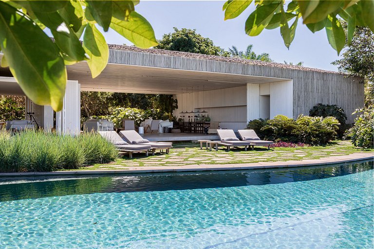 Bah005 – Luxury Design Villa in Trancoso