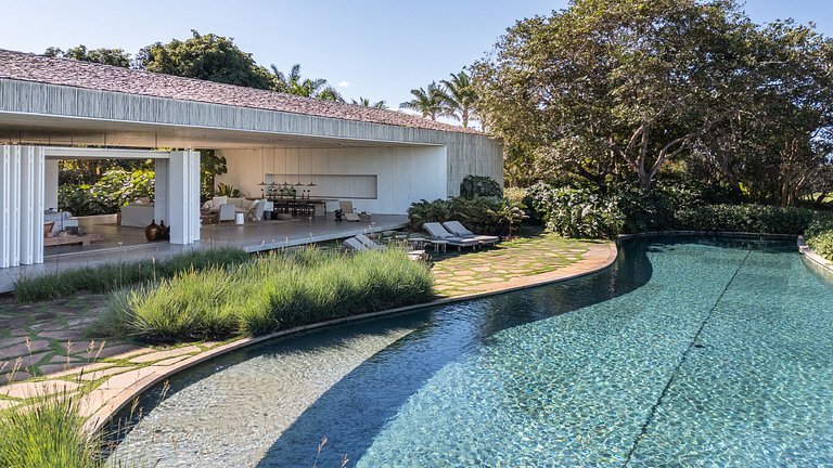 Bah005 – Luxury Design Villa in Trancoso