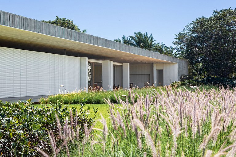 Bah005 – Luxury Design Villa in Trancoso