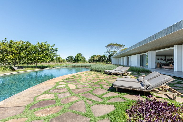 Bah005 – Luxury Design Villa in Trancoso