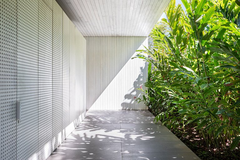 Bah005 – Luxury Design Villa in Trancoso